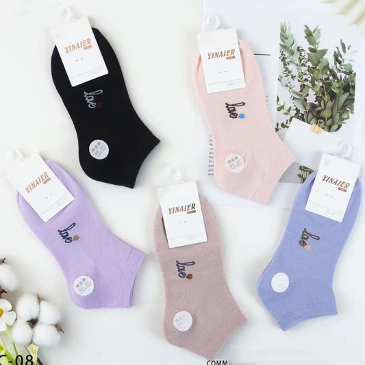 "Ladies' 5-Pack Ankle Socks Printed  –Random Color  Soft, Comfortable & Stylish Essentials"