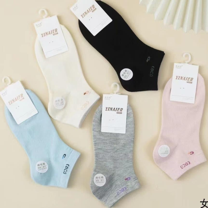 "Ladies' 5-Pack Ankle Socks – Soft, Breathable & Stylish Essentials for Every Day"